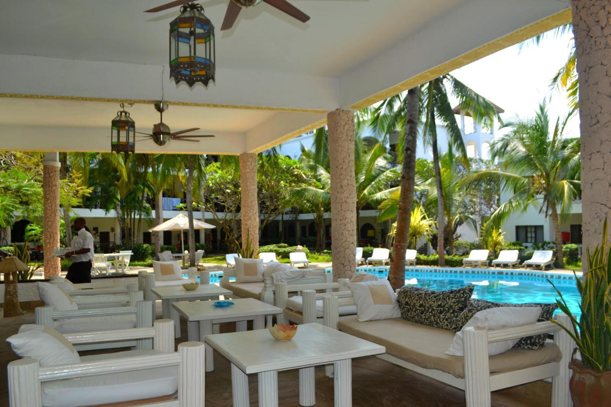 Отель Aquarius Club Ватаму Экстерьер фото